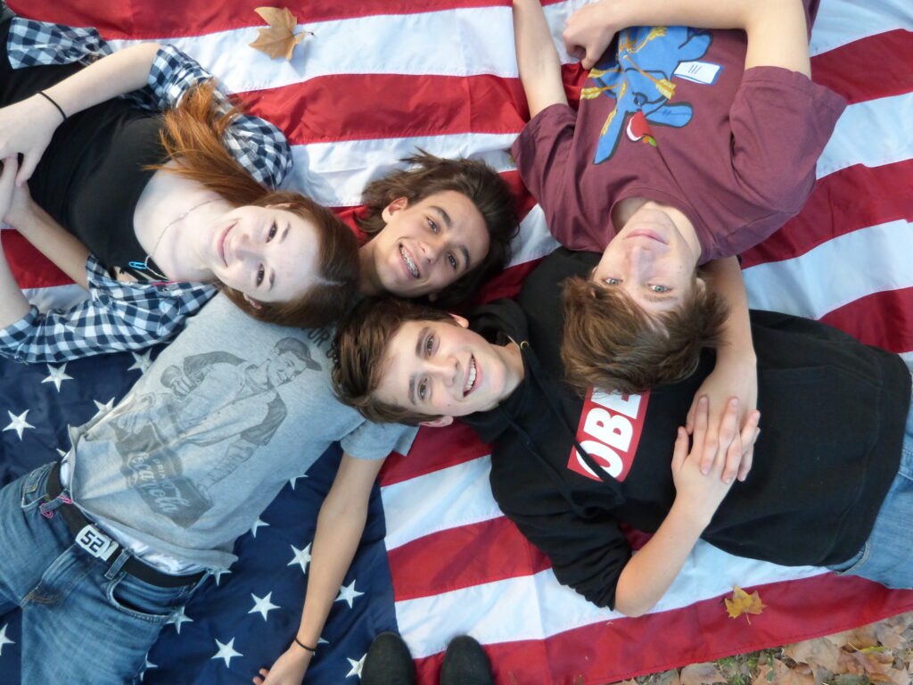 Colo Anglais American Village